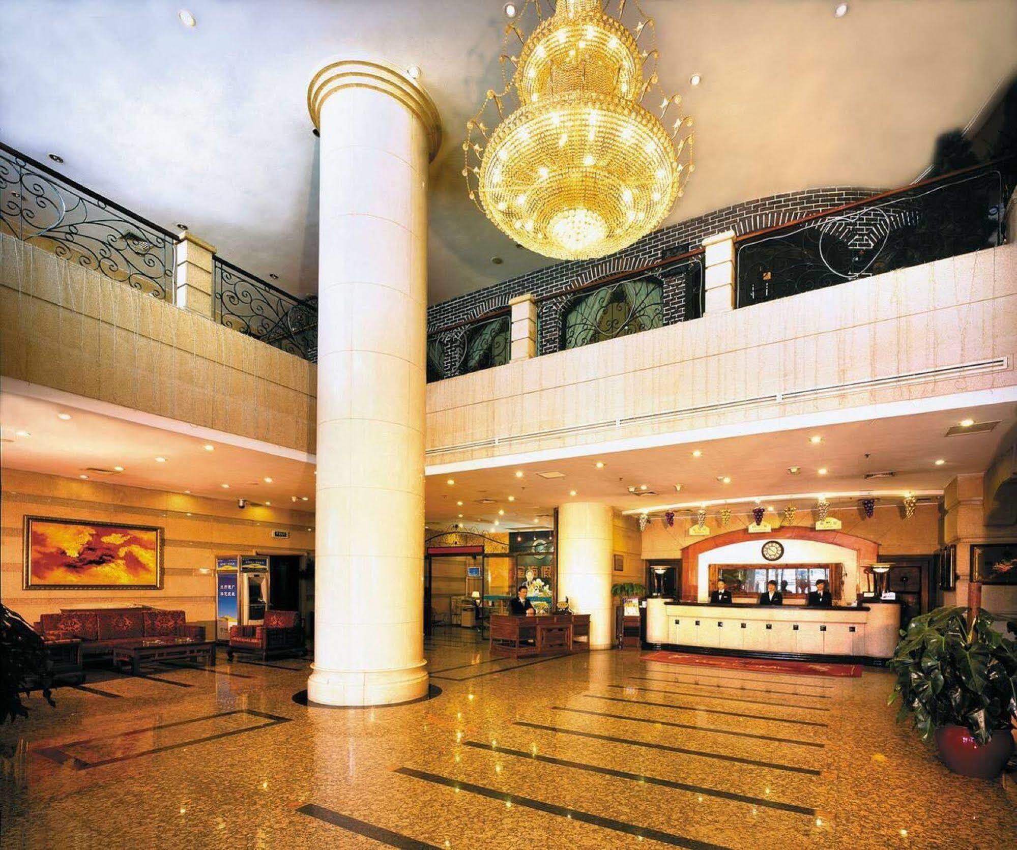 Zhongshan Hotel Dalian Buitenkant foto